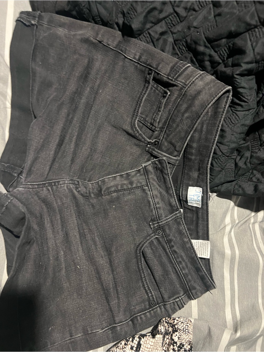 Women’s Black Denim Shorts - No Boundaries